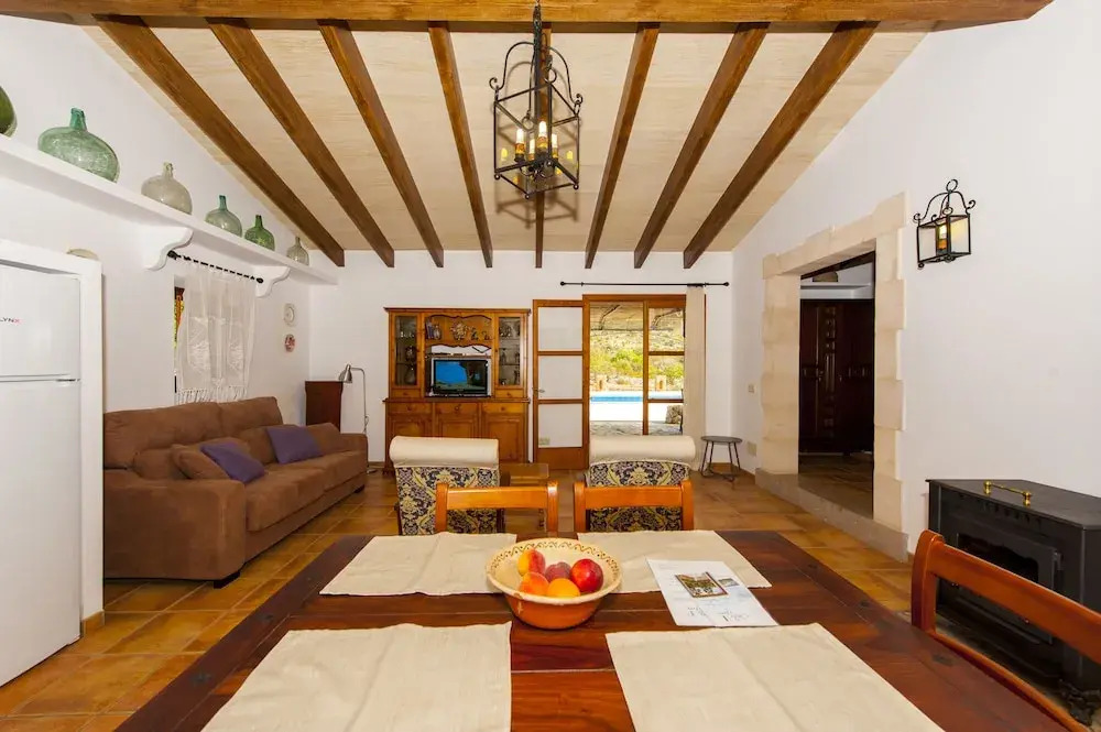 Villa for 2 People in the Countryside With Private Pool, Wifi, Located Near Sant