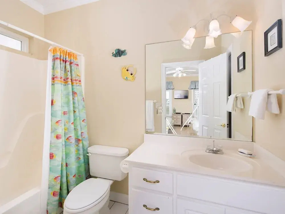 USA 2 - 5 Br Home