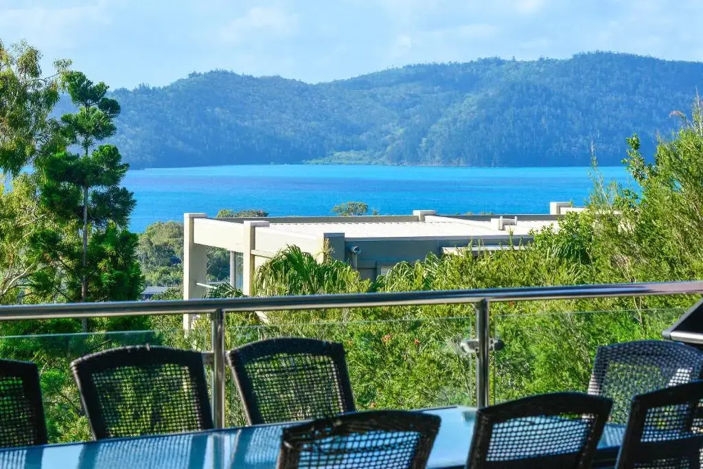 Pinnacle Apartments on Hamilton Island by HIHA