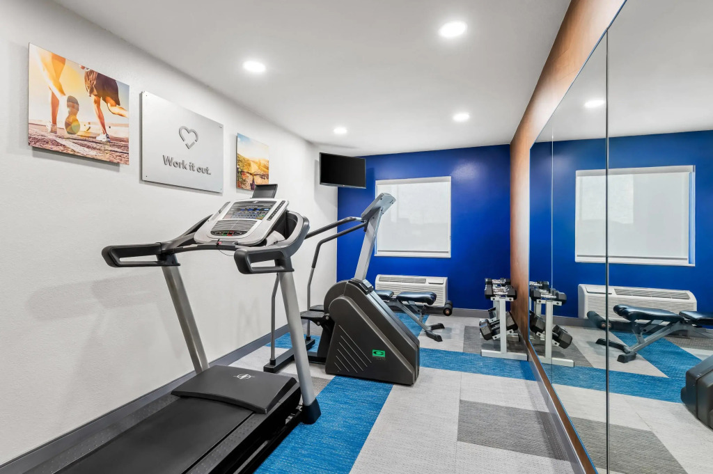 Comfort Suites Longview North