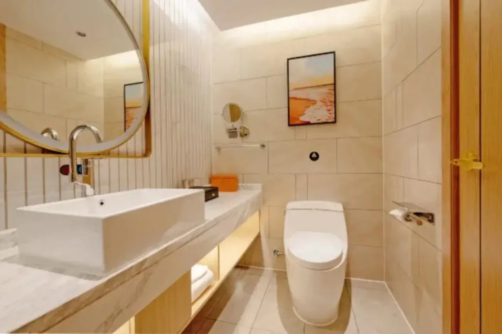 Vienna International Hotel (Dongguan Zhangmutou Government Square)