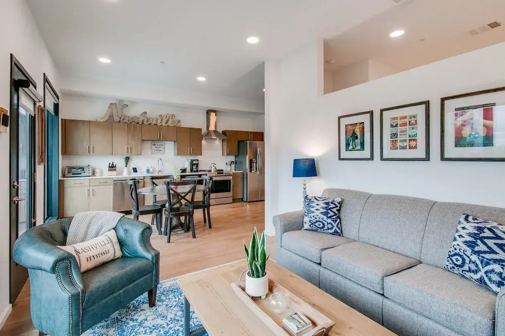 Illume Chic Green Community Skyline Balcony 1 Bedroom Condo
