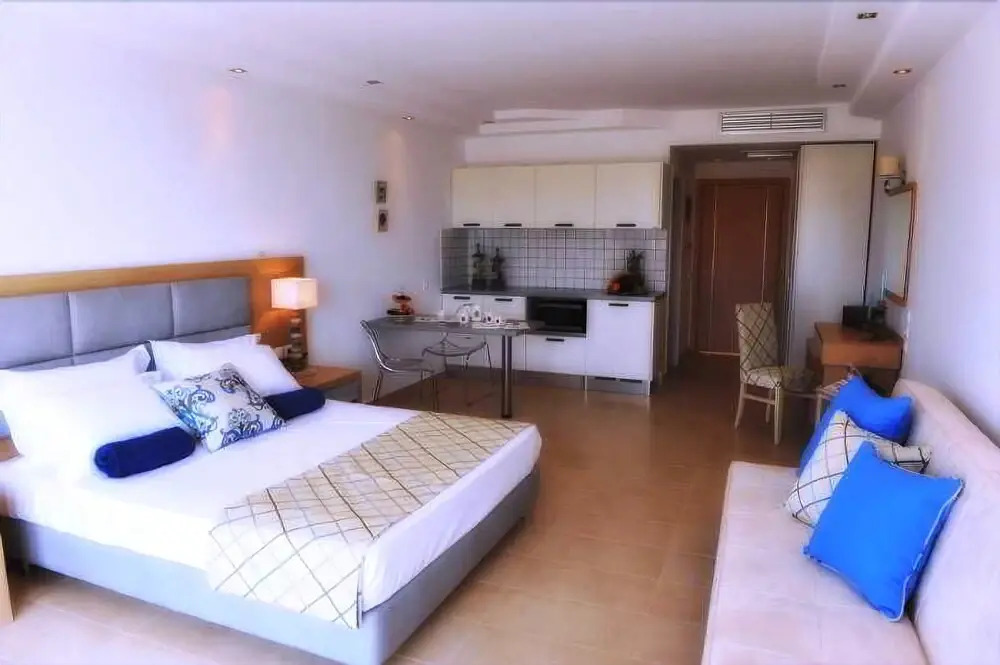 Skiathos Premier