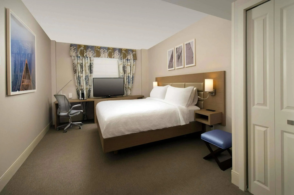 Hilton Garden Inn Miami South Beach