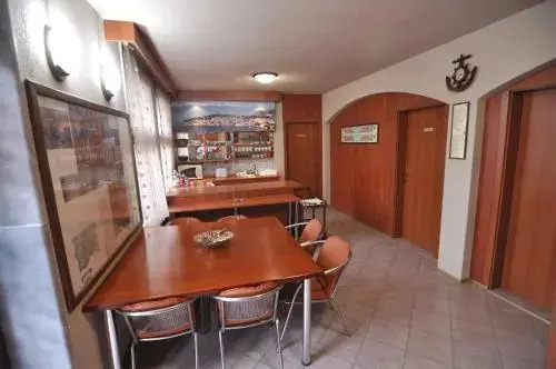 Villa Forum