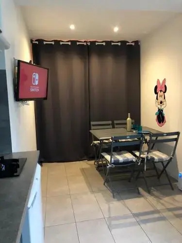 Maison au calme, 5 min Disney