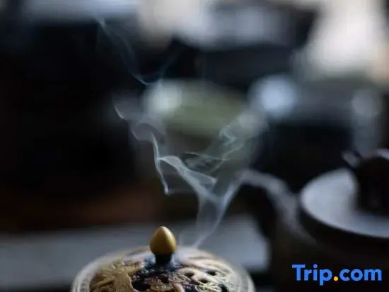 Ruoshuiju | Ancient City View, Listen to the Wind, Appreciate the Moon, Courtyard Holiday Villa