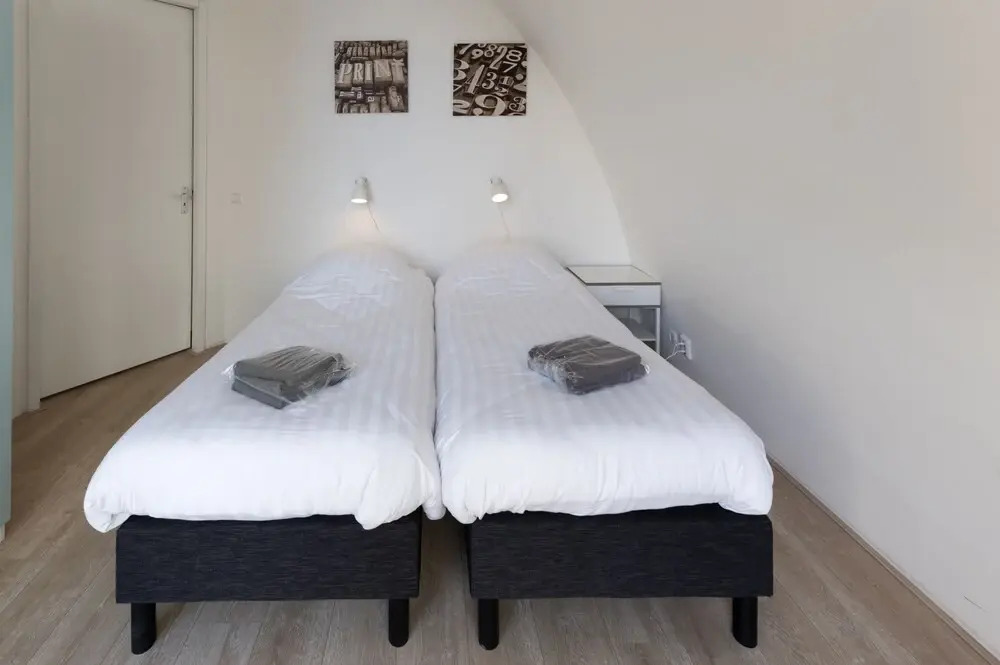 Stunning 4people Apartment Sea Bass With sea Views