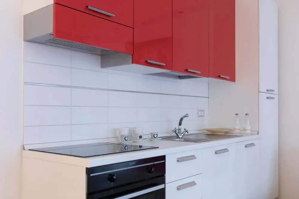 ALTIDO Red&White Studio