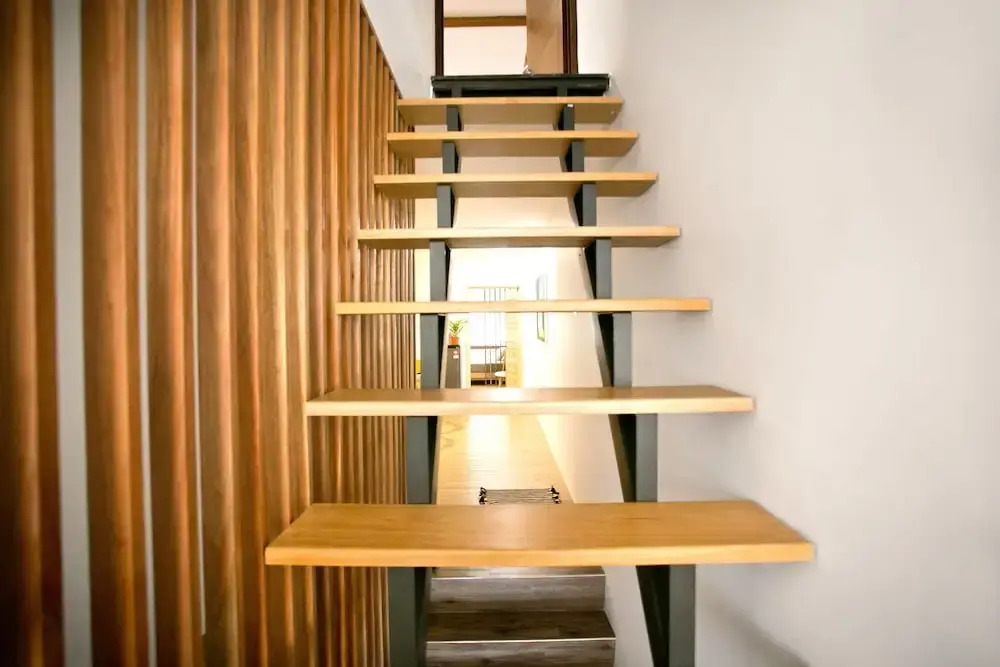 16 Gurney Homestay