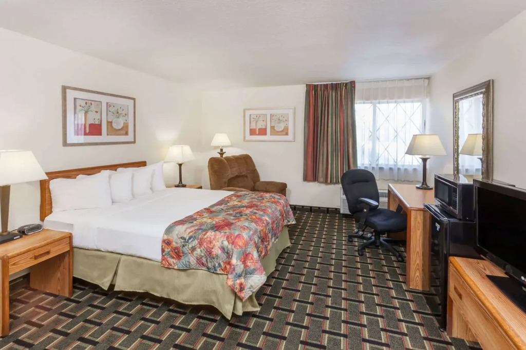 Fairbridge Inn Express Decatur Forsyth IL