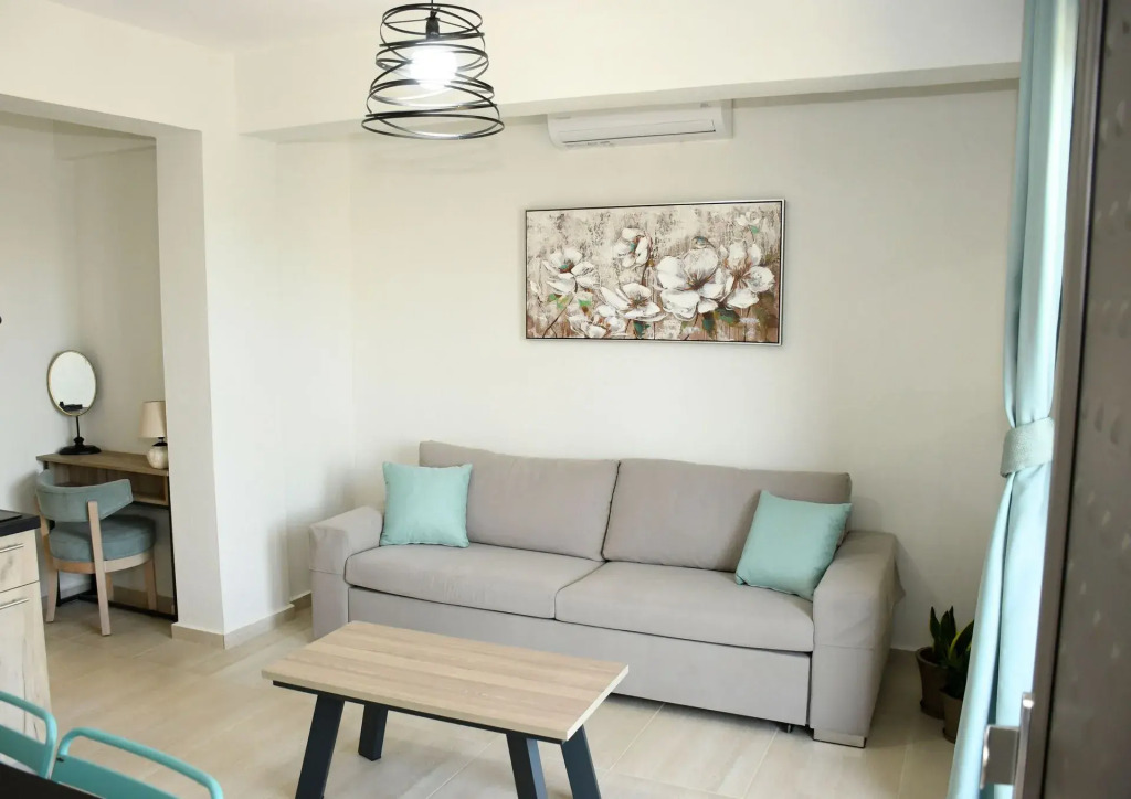 Theano Luxury Suites Nikiti