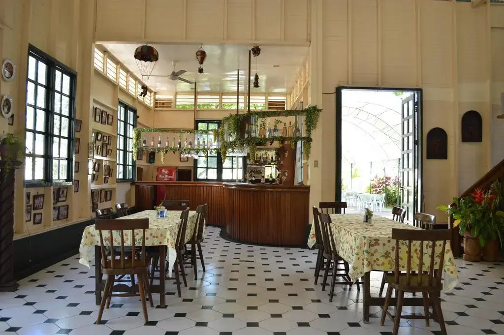 La Planta Hotel and Restaurant, Inc