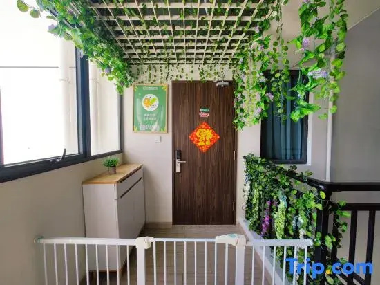 Forest Ants Homestay in Forest City