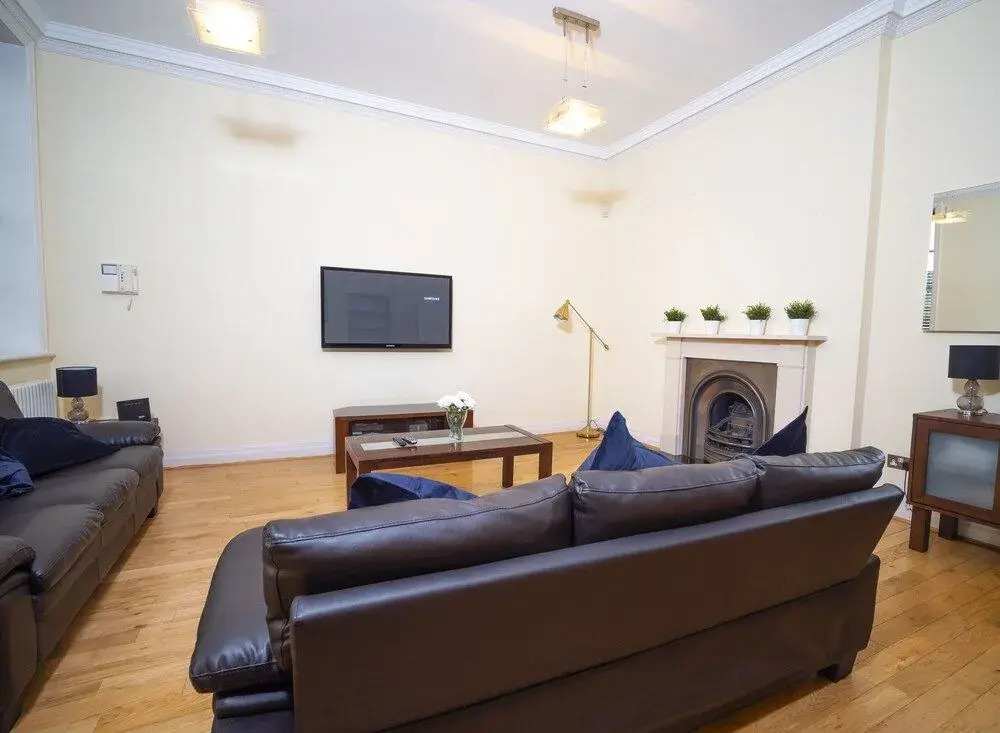 Deluxe London Homes Tower Bridge