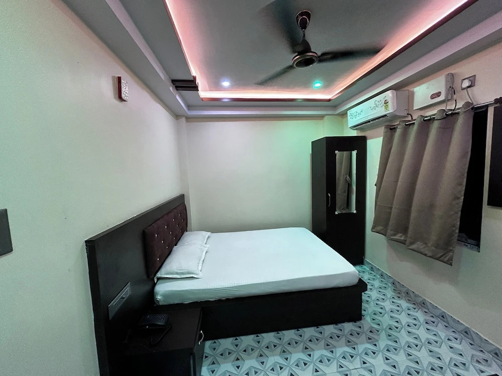 SS Hotel