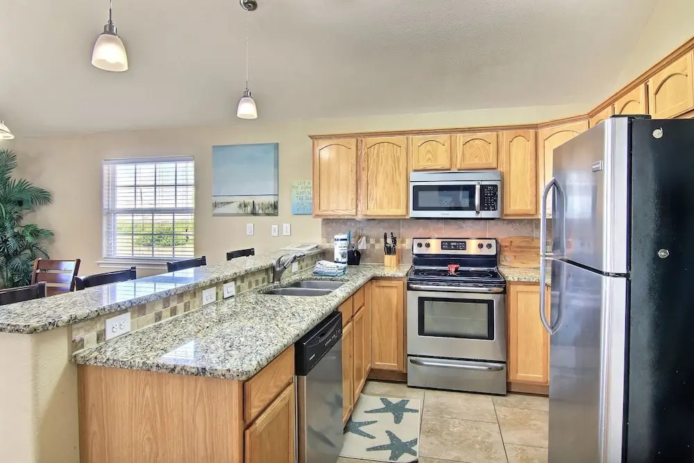 Pop-A-Top - 3 Br home