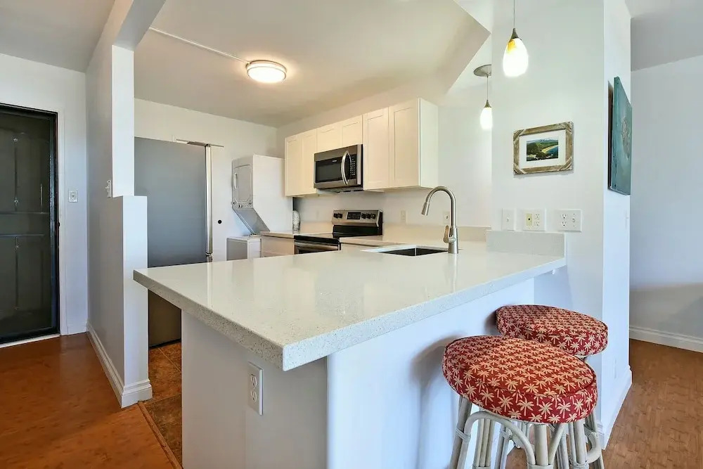 Island Surf 306 condo
