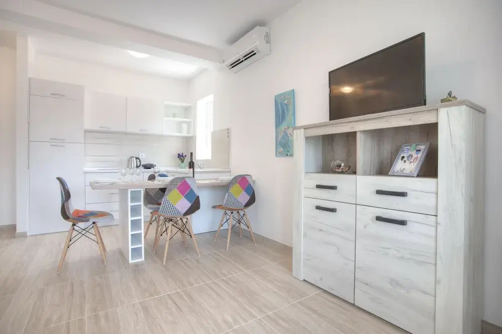 Guest House Djonovic