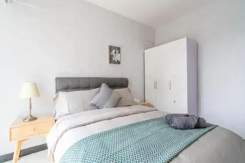 Zhengzhou Jinshui·Manhattan Commercial Plaza· Locals Apartment 00156550