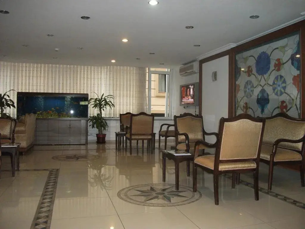 EMOS HOTEL