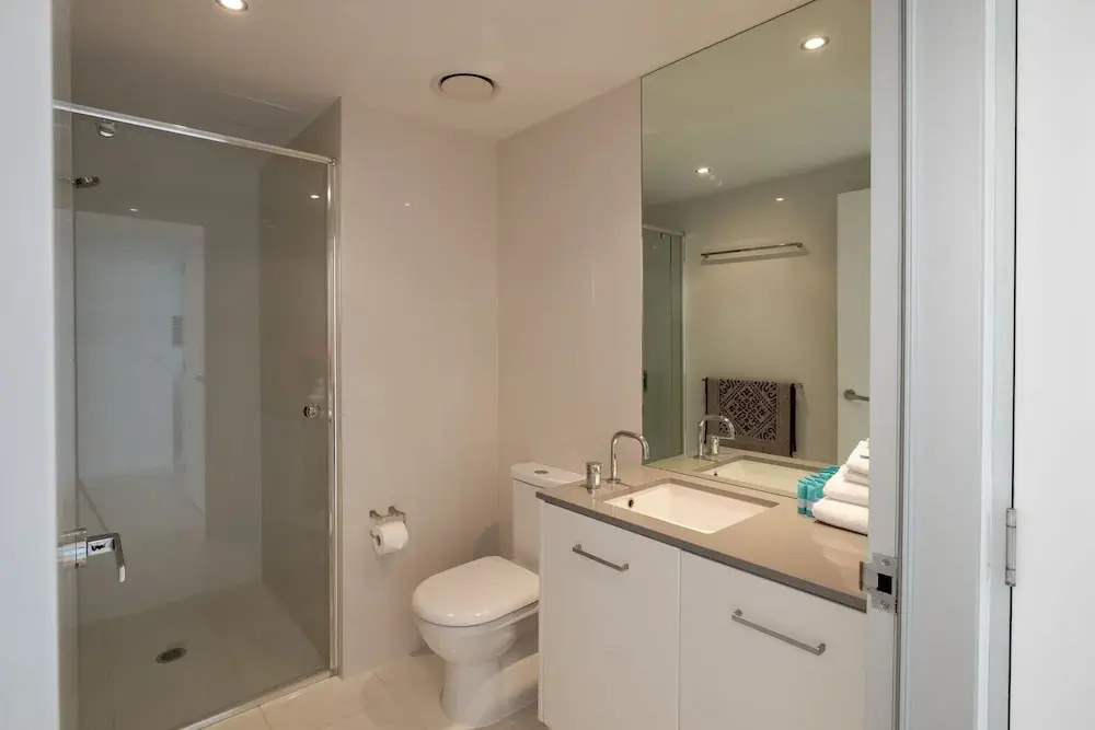 Circle on Cavill Apartments - Hosted by Wow Stay - No Parking Included