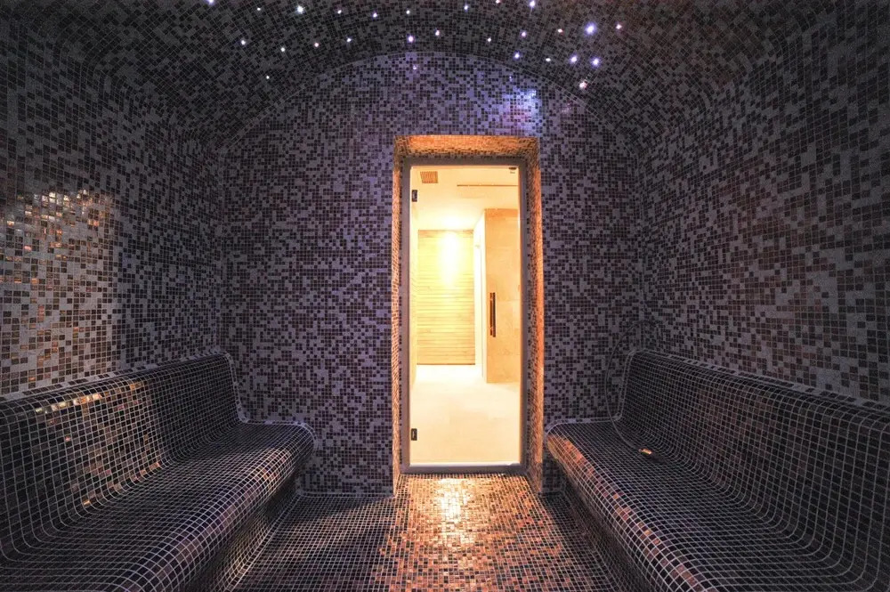 Hotel Nais