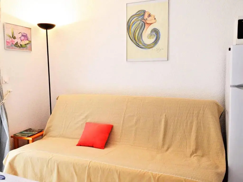 Appartement Le Lavandou, 2 pièces, 4 personnes - FR-1-251-411