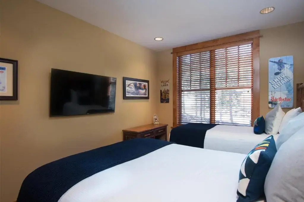 Luxury 2BD Village at Northstar Residence - 306 Iron Horse South