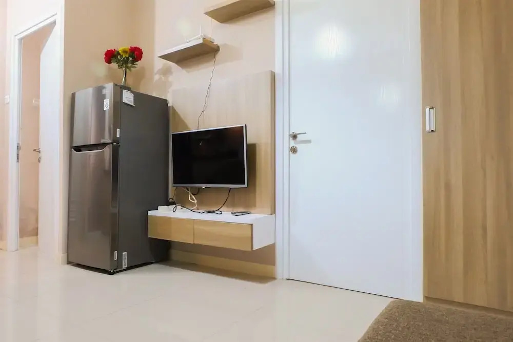 Green Pramuka City by Siginjae Rooms