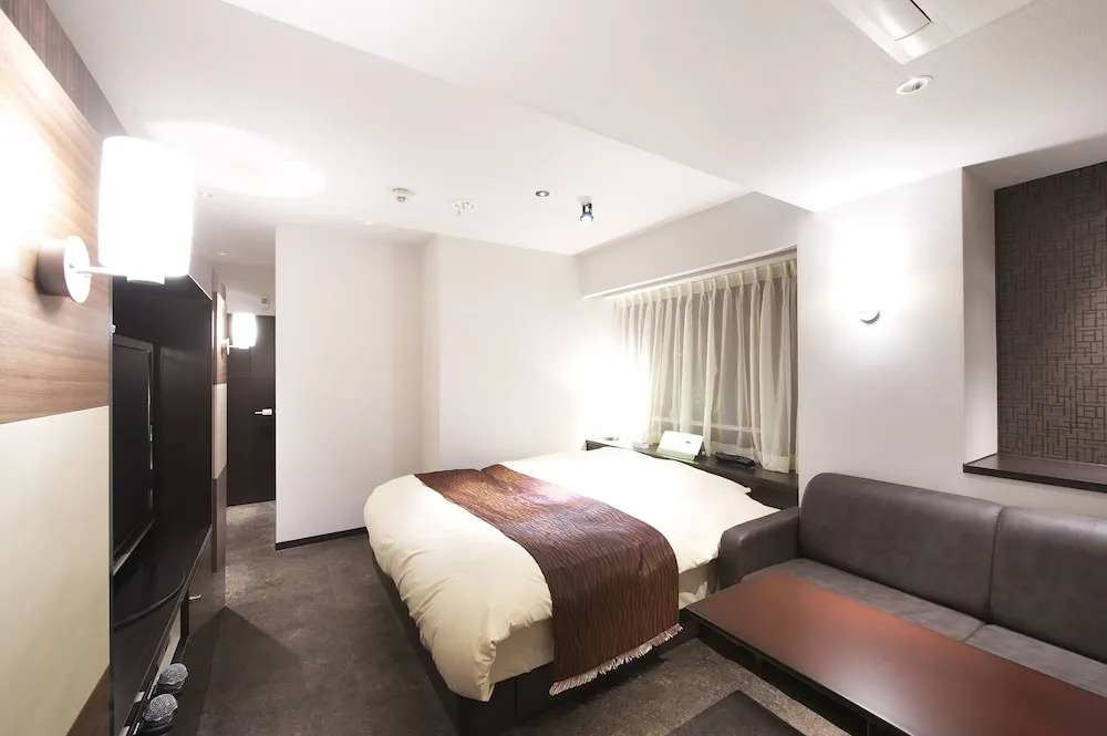 Jyubankan - Adults Only