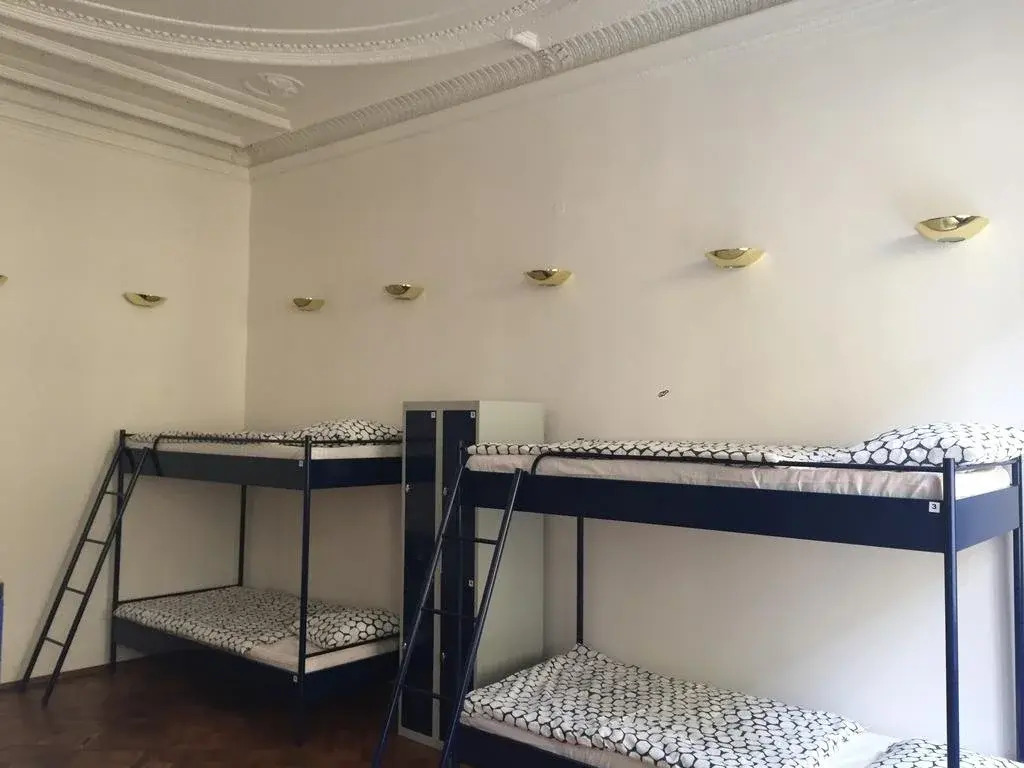 Cosmopole Hostel