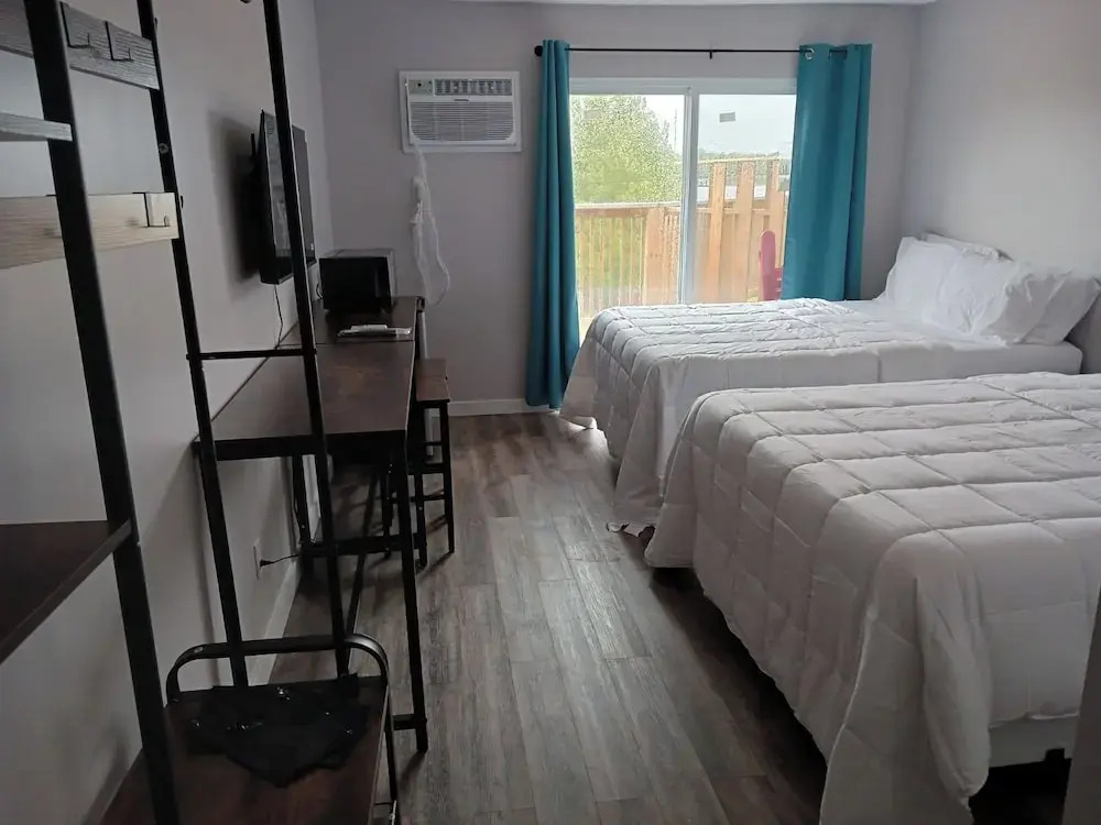 Tobermory Lodge & Motel