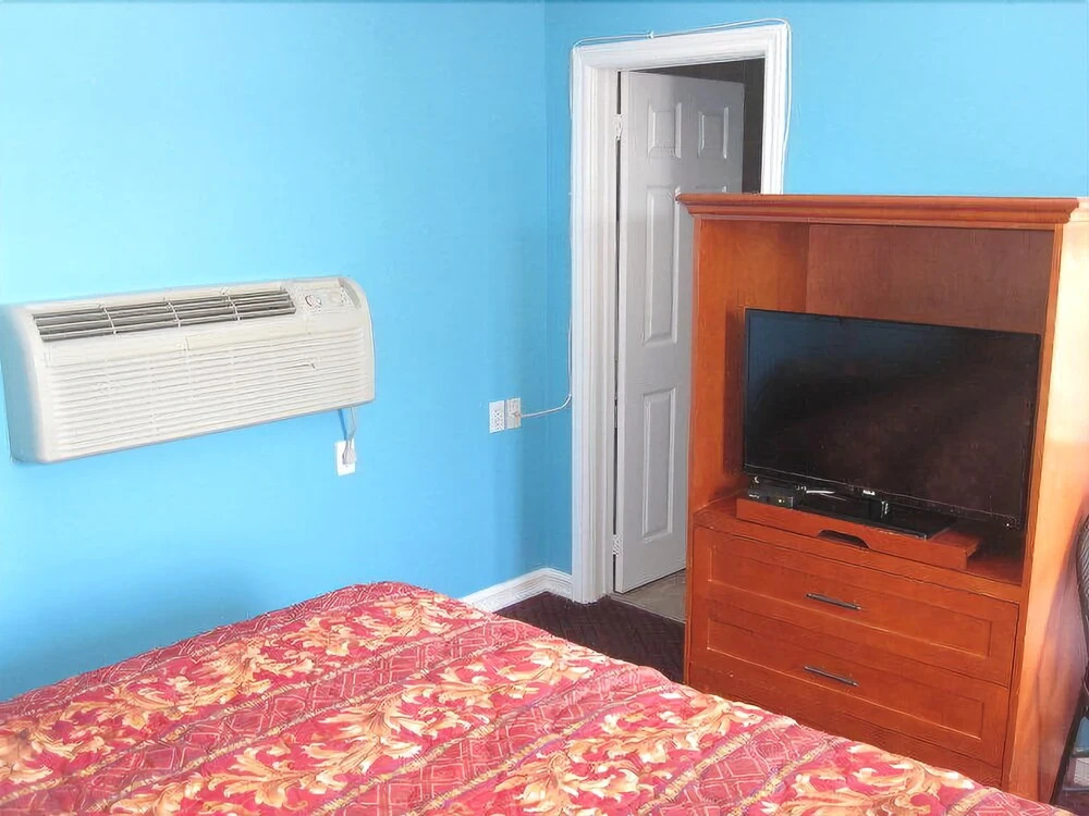 Crestwood Motel