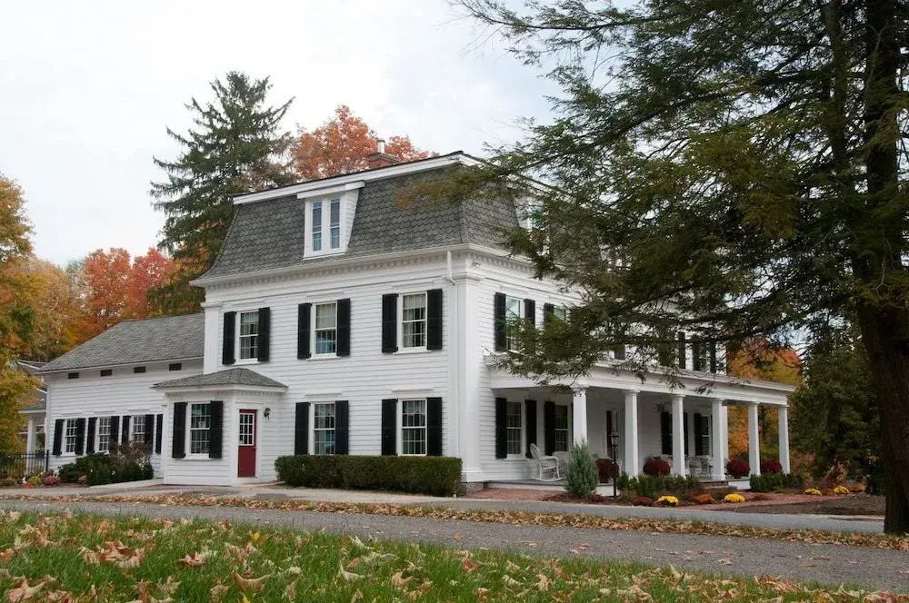 Brinckerhoff Inn