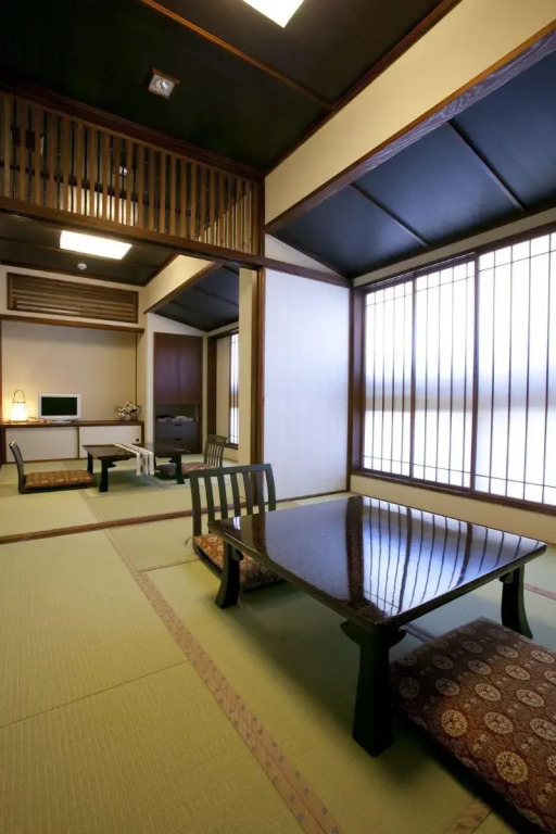 Tsutaya