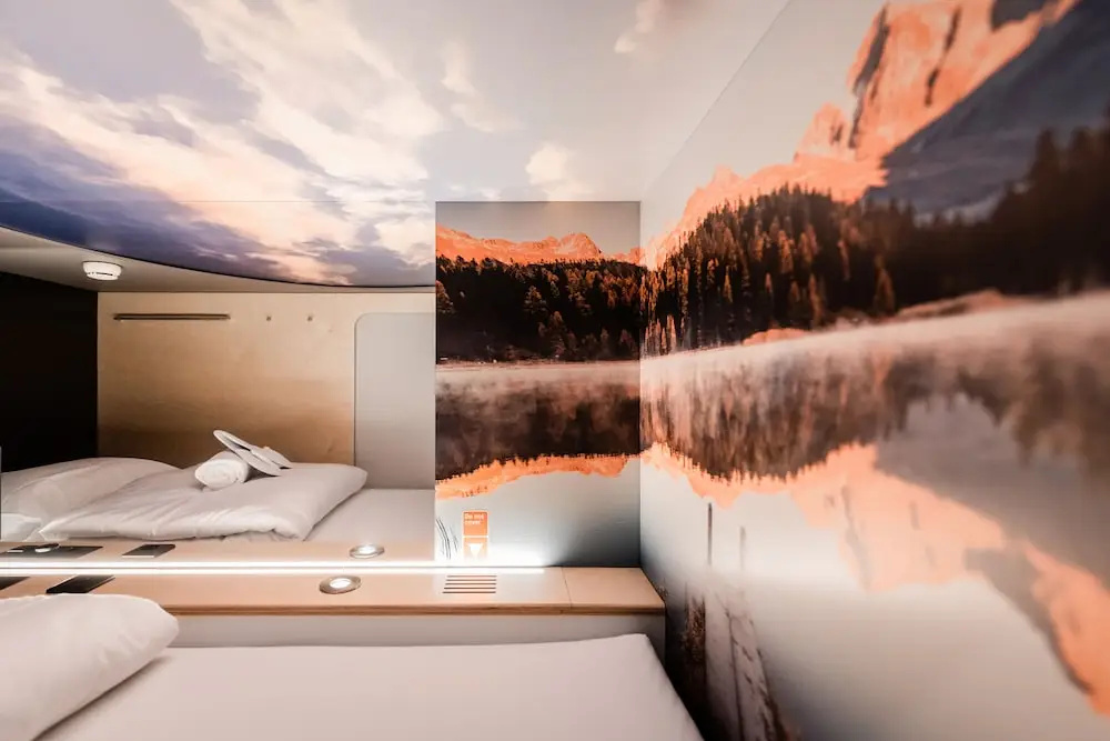 Capsule Hotel - Zurich Airport