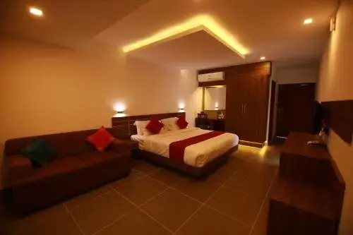 Silver Storm Resort Athirappilly