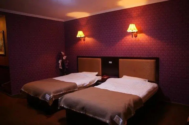 Linzhi Yujiangnan Hotel
