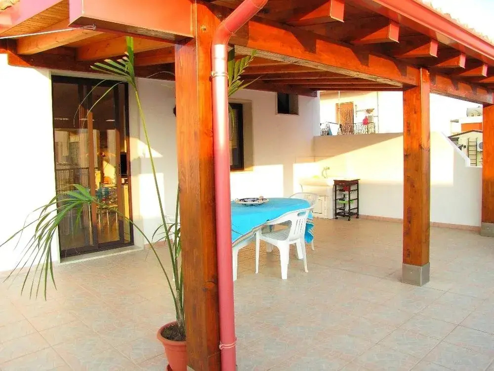 Alsave CaseSicule, Sea View Apartment with Veranda and Terrace, 50 mt from the Beach