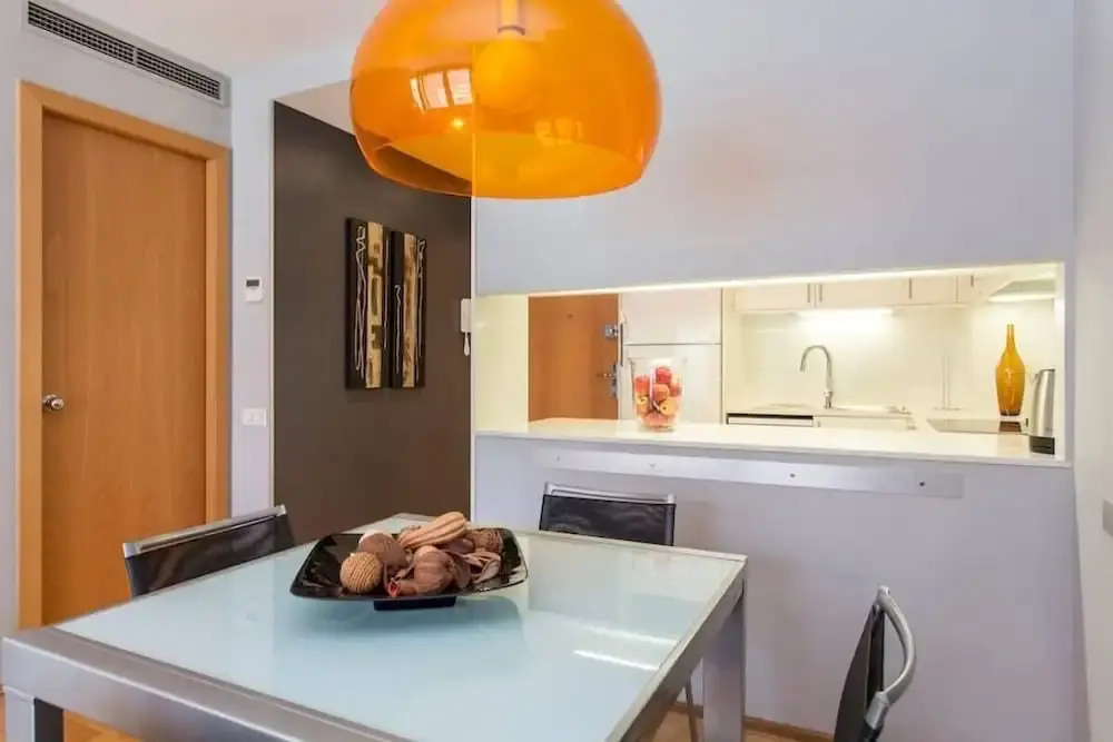 Stylish 1 Bedroom Flat Near La Sagrada Familia