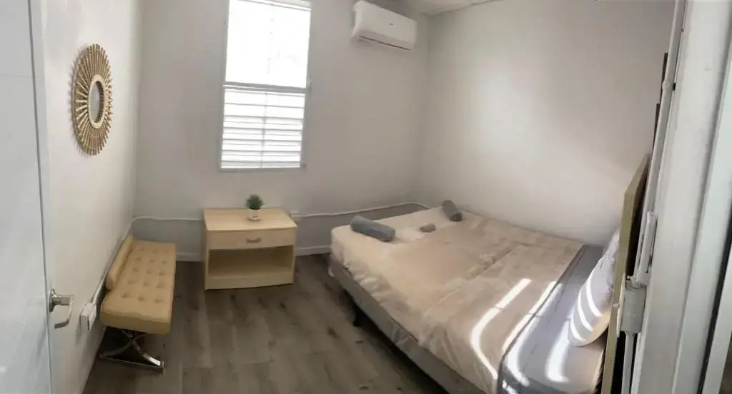 Large 9 bedroom home La Placita de Santurce By RentalsPR