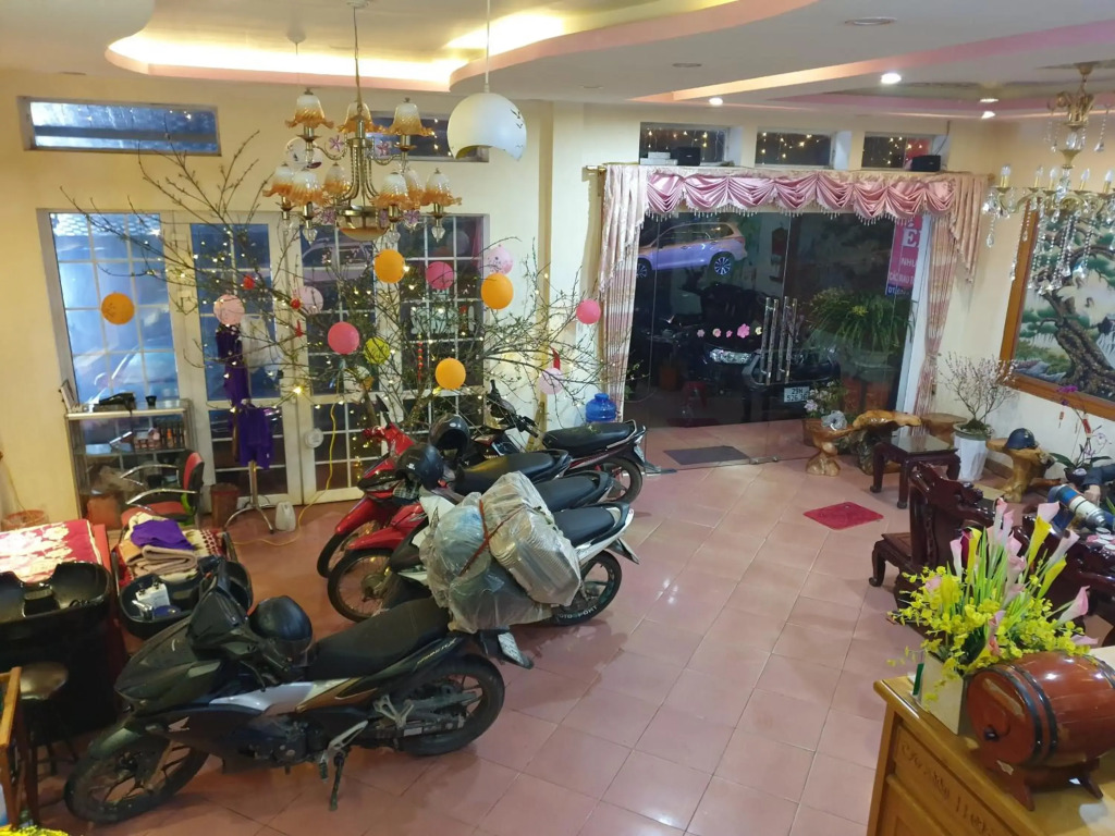 Minh Hưng Hostel