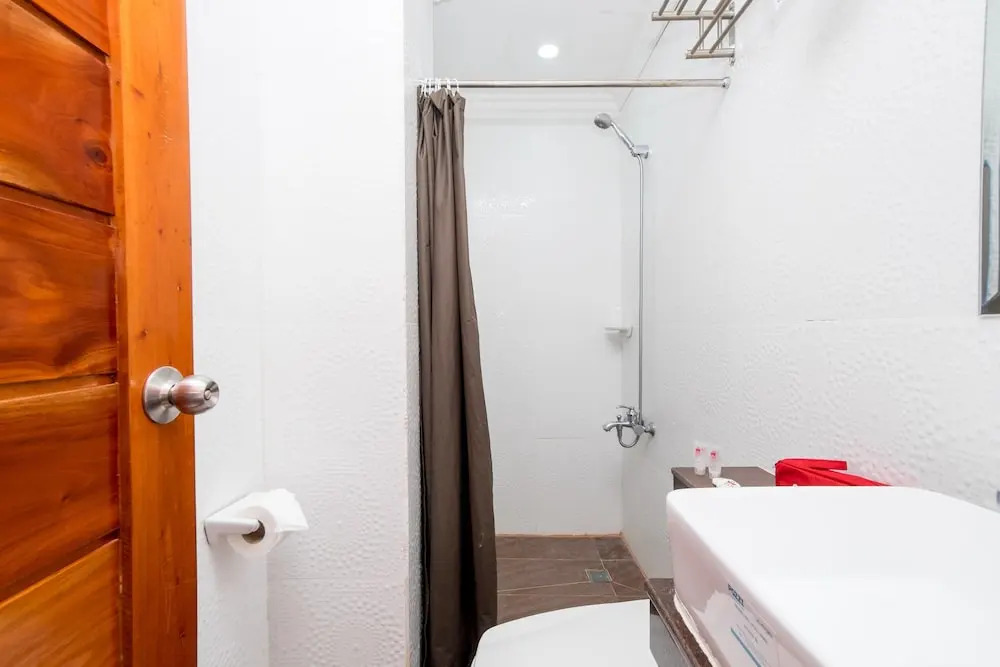 ZEN Rooms Burgos Street Vigan