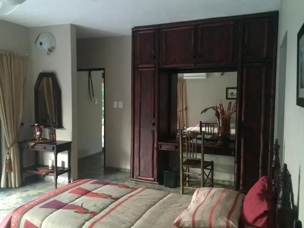 Bushwise Safari Lodge
