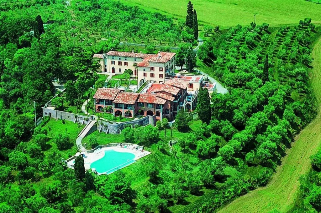 Castello Belvedere Apartments