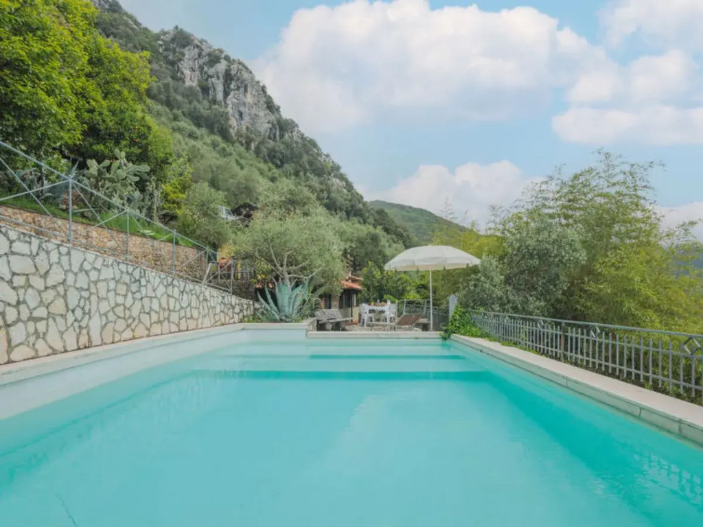 La Grotta (CMA245)