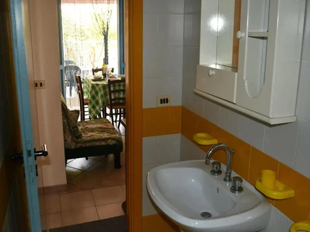 Villa with shady garden and air conditioning in Torre dellOrso
