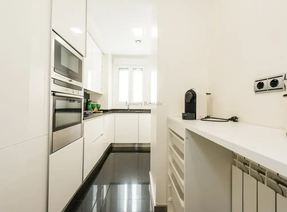 2 bedrooms Golden Mile barrio Salamanca ( Serrano I )
