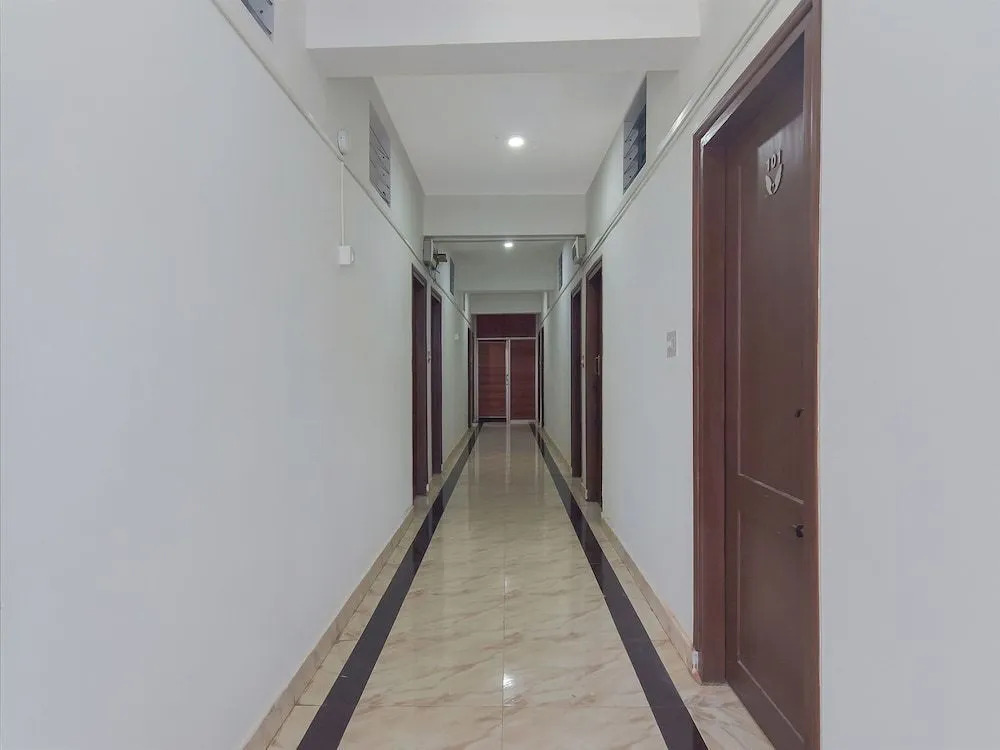 Hotel Raj